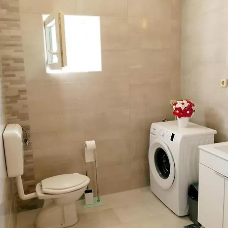 Apartment By The Sea Supetarska Draga - Donja, Rab - 22365