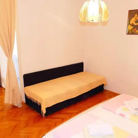 Apartment By The Sea Supetarska Draga - Donja, Rab - 22365