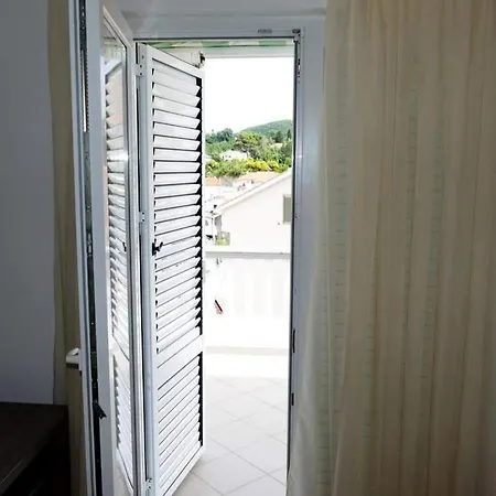 Apartment By The Sea - Donja, Rab - 22365