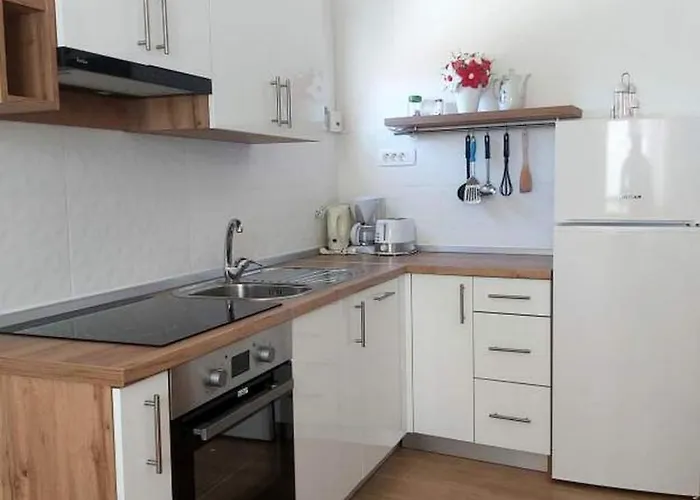 Apartament By The Sea Supetarska Draga - Donja, Rab - 22365 Rab Town