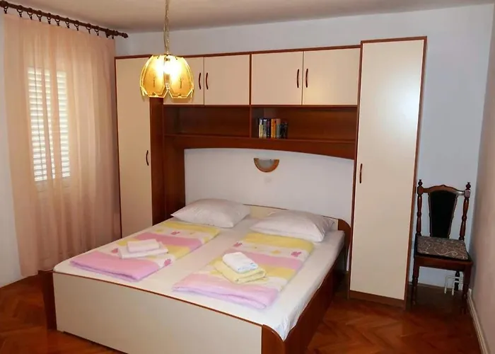 Apartament By The Sea Supetarska Draga - Donja, Rab - 22365 *